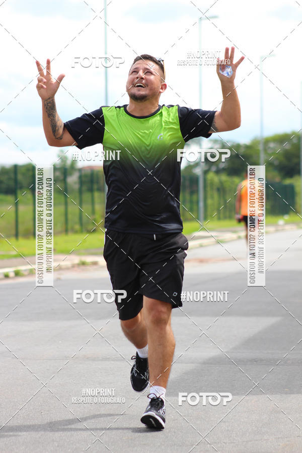 Buy your photos of the event2 Corrida de Natal Shopping Ptio Pinda on Fotop