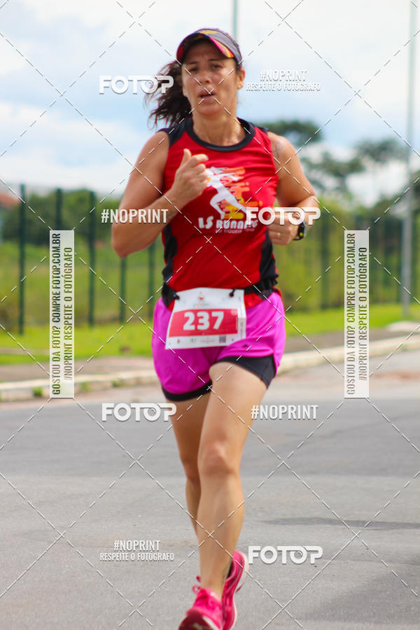 Buy your photos of the event2 Corrida de Natal Shopping Ptio Pinda on Fotop