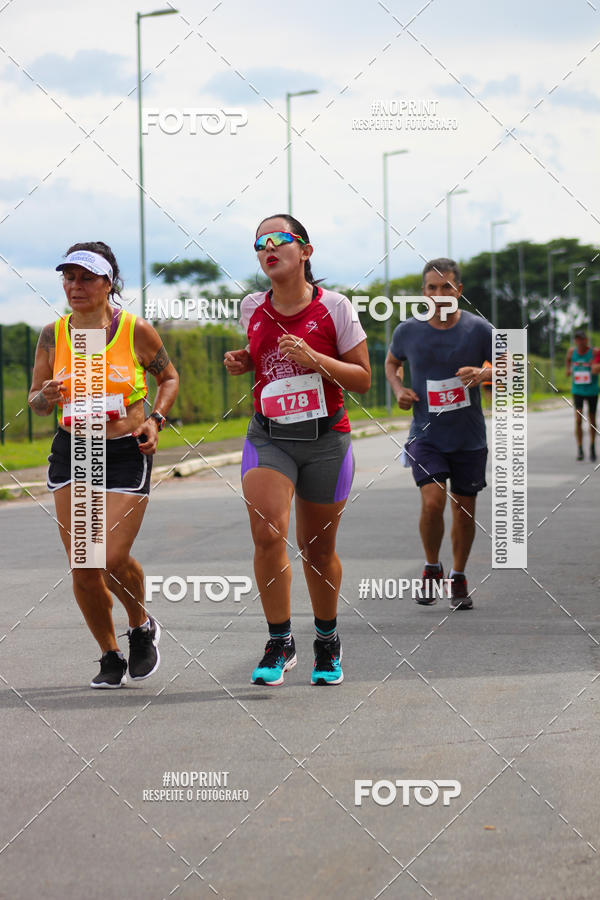 Buy your photos of the event2 Corrida de Natal Shopping Ptio Pinda on Fotop