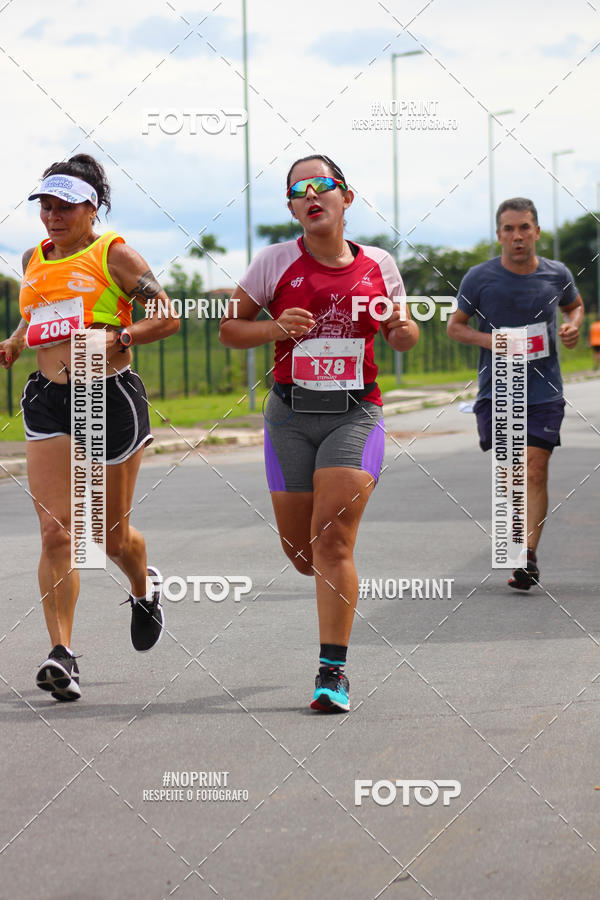 Buy your photos of the event2 Corrida de Natal Shopping Ptio Pinda on Fotop