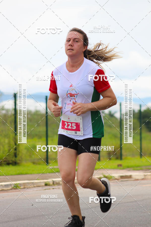 Buy your photos of the event2 Corrida de Natal Shopping Ptio Pinda on Fotop