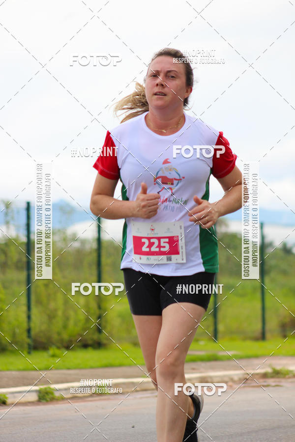 Buy your photos of the event2 Corrida de Natal Shopping Ptio Pinda on Fotop