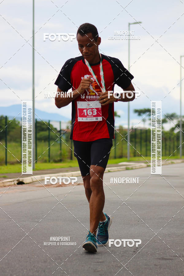 Buy your photos of the event2 Corrida de Natal Shopping Ptio Pinda on Fotop