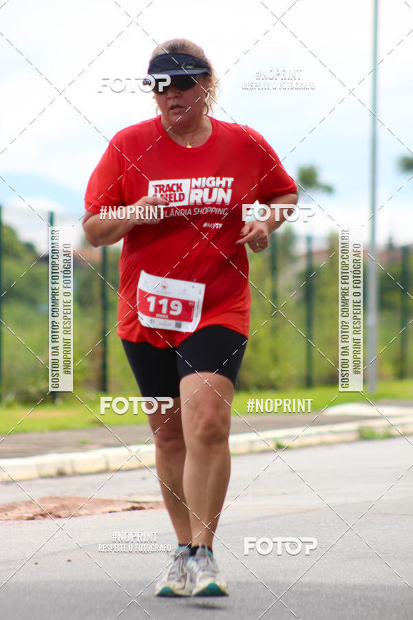 Buy your photos of the event2 Corrida de Natal Shopping Ptio Pinda on Fotop