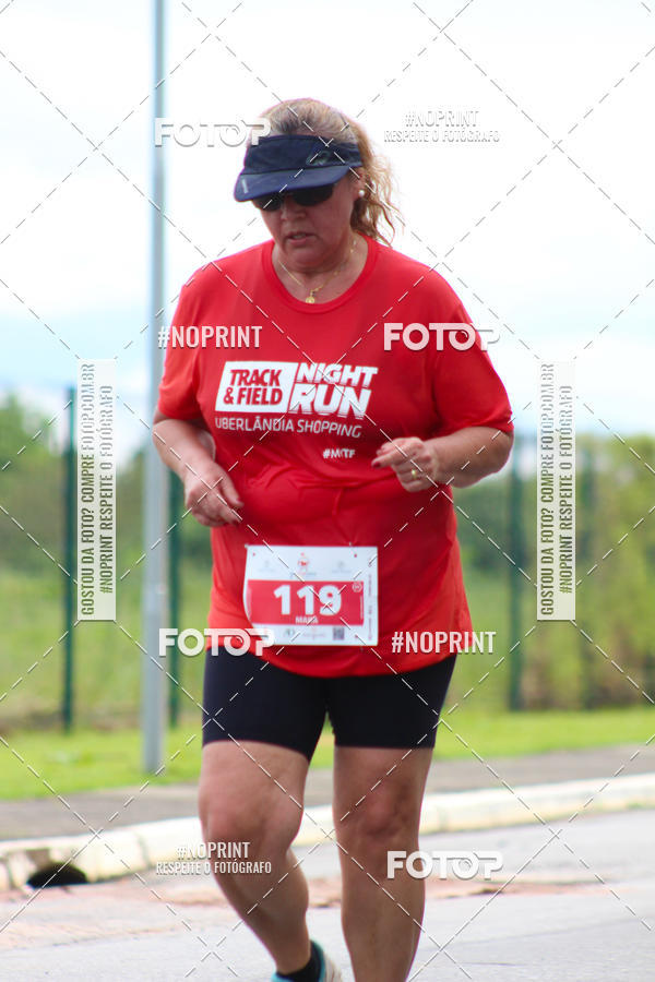 Buy your photos of the event2 Corrida de Natal Shopping Ptio Pinda on Fotop