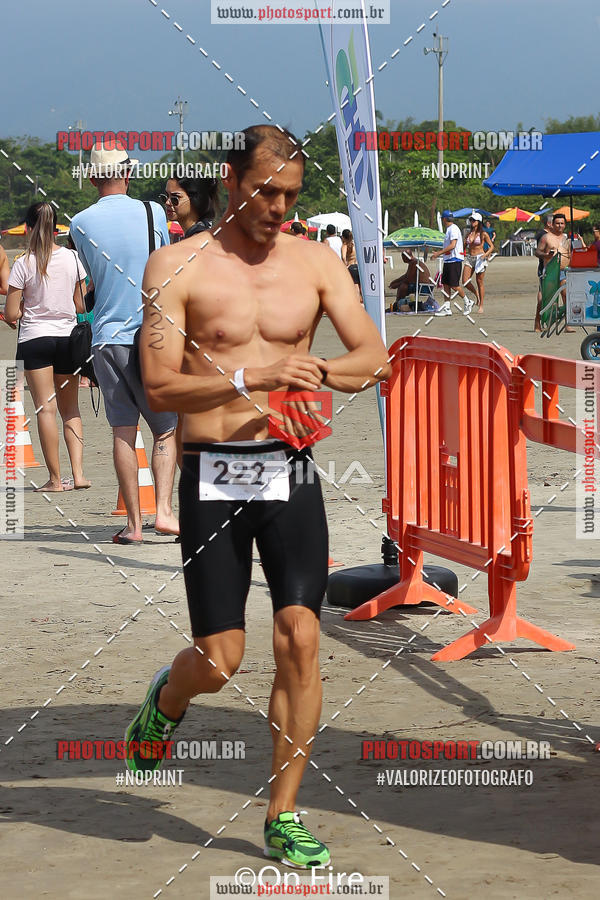 Buy your photos of the eventPERFORMANCE RUN AQUATHLON & TRAVESSIA - ETAPA 6 - 2019 on Fotop