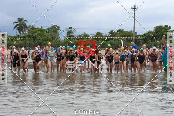 Buy your photos of the eventPERFORMANCE RUN AQUATHLON & TRAVESSIA - ETAPA 6 - 2019 on Fotop