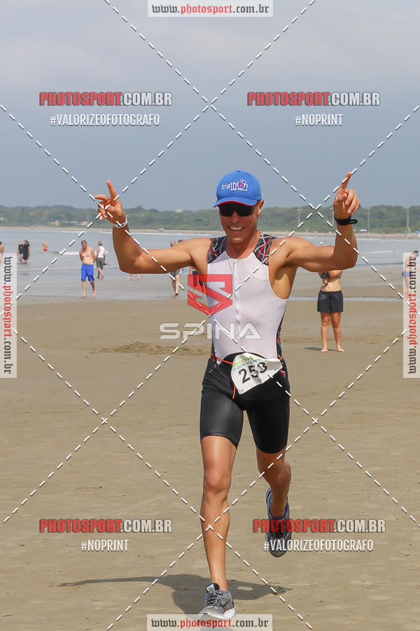 Buy your photos of the eventPERFORMANCE RUN AQUATHLON & TRAVESSIA - ETAPA 6 - 2019 on Fotop