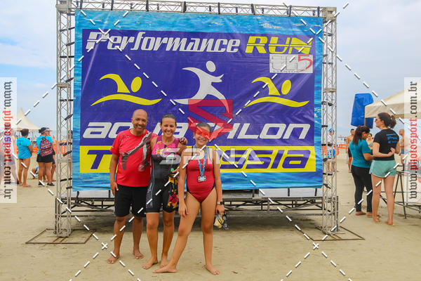 Buy your photos of the eventPERFORMANCE RUN AQUATHLON & TRAVESSIA - ETAPA 6 - 2019 on Fotop