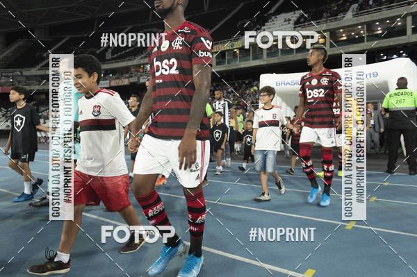 Achetez vos photos de l'vnementBotafogo X Flamengo  Nilton Santos   - 07/11/2019 sur Fotop