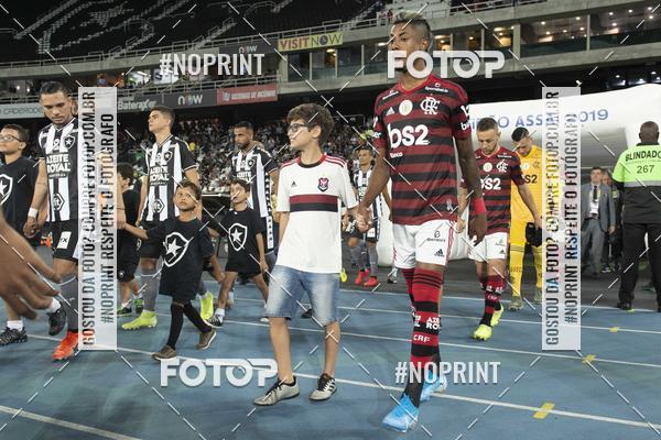 Achetez vos photos de l'vnementBotafogo X Flamengo  Nilton Santos   - 07/11/2019 sur Fotop