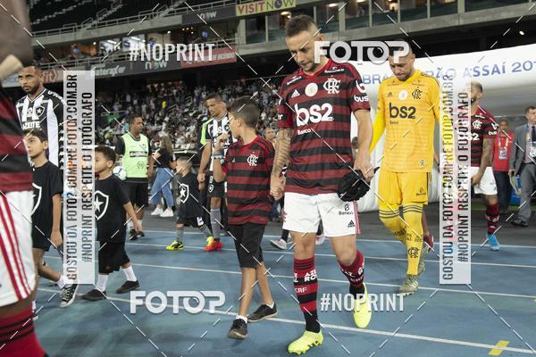 Achetez vos photos de l'vnementBotafogo X Flamengo  Nilton Santos   - 07/11/2019 sur Fotop