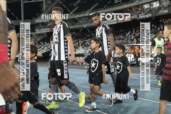 Achetez vos photos de l'vnementBotafogo X Flamengo  Nilton Santos   - 07/11/2019 sur Fotop