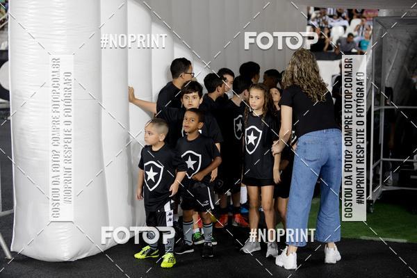 Achetez vos photos de l'vnementBotafogo X Flamengo  Nilton Santos   - 07/11/2019 sur Fotop
