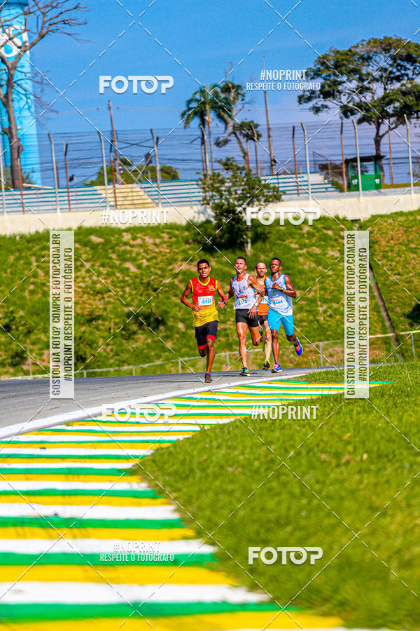 Buy your photos of the eventCorrida Virada pela Vida on Fotop