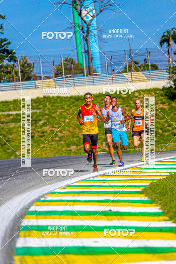 Buy your photos of the eventCorrida Virada pela Vida on Fotop