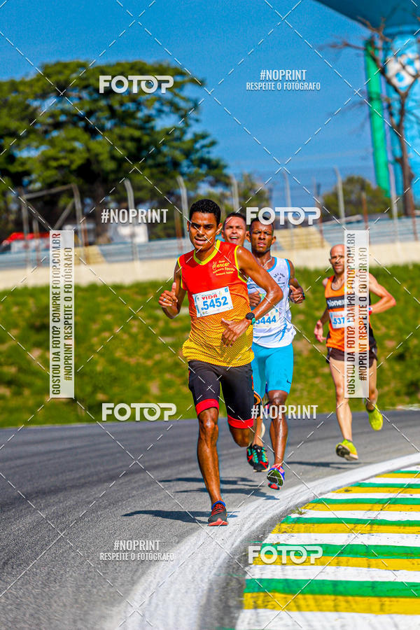 Buy your photos of the eventCorrida Virada pela Vida on Fotop