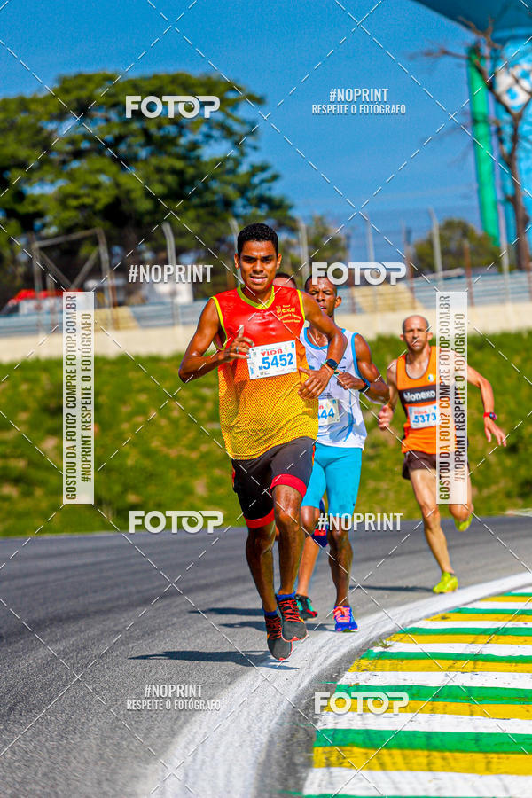 Buy your photos of the eventCorrida Virada pela Vida on Fotop