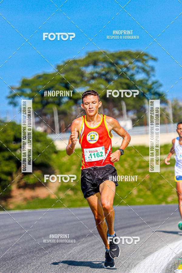 Buy your photos of the eventCorrida Virada pela Vida on Fotop