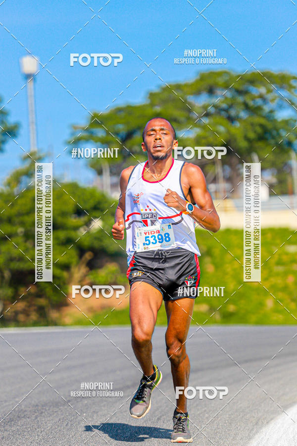 Buy your photos of the eventCorrida Virada pela Vida on Fotop