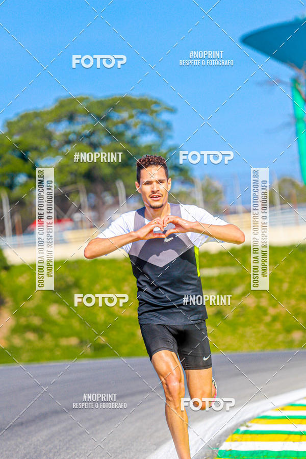 Buy your photos of the eventCorrida Virada pela Vida on Fotop