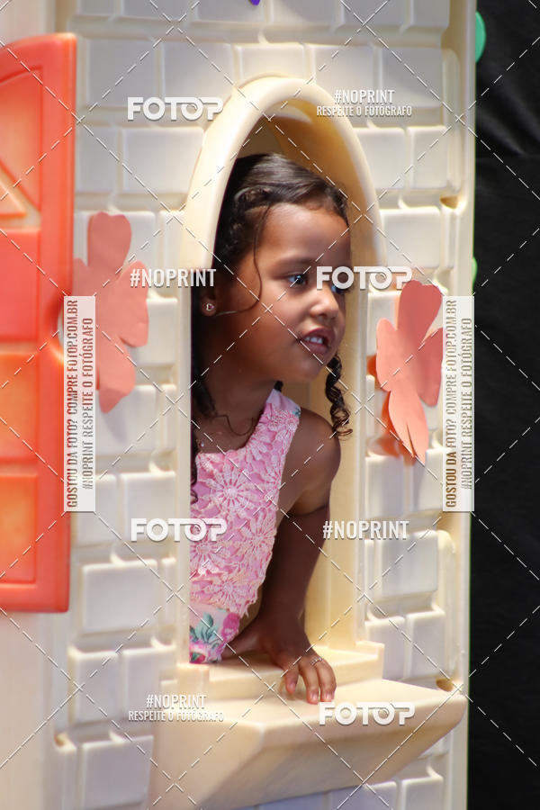 Buy your photos of the eventFesta da Famlia - Creche Azulo on Fotop