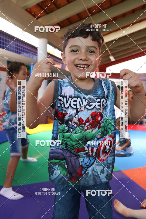 Buy your photos of the eventFesta da Famlia - Creche Azulo on Fotop