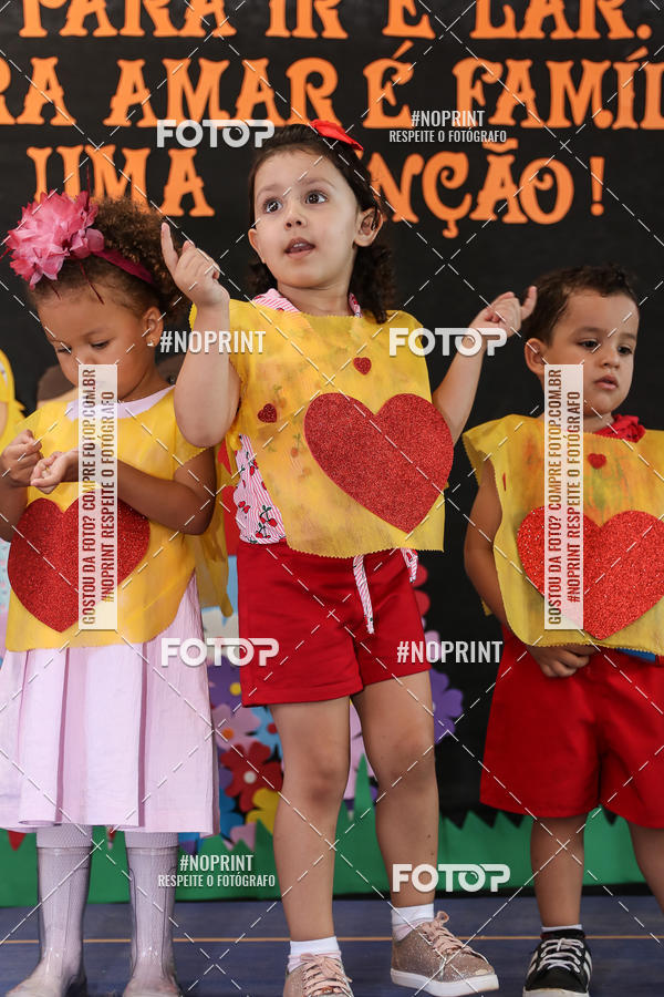 Buy your photos of the eventFesta da Famlia - Creche Azulo on Fotop