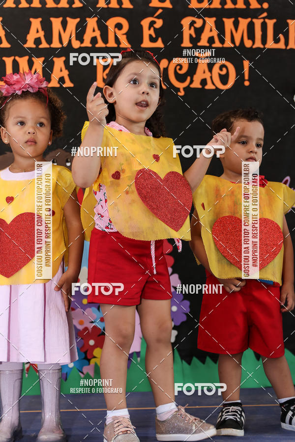 Buy your photos of the eventFesta da Famlia - Creche Azulo on Fotop