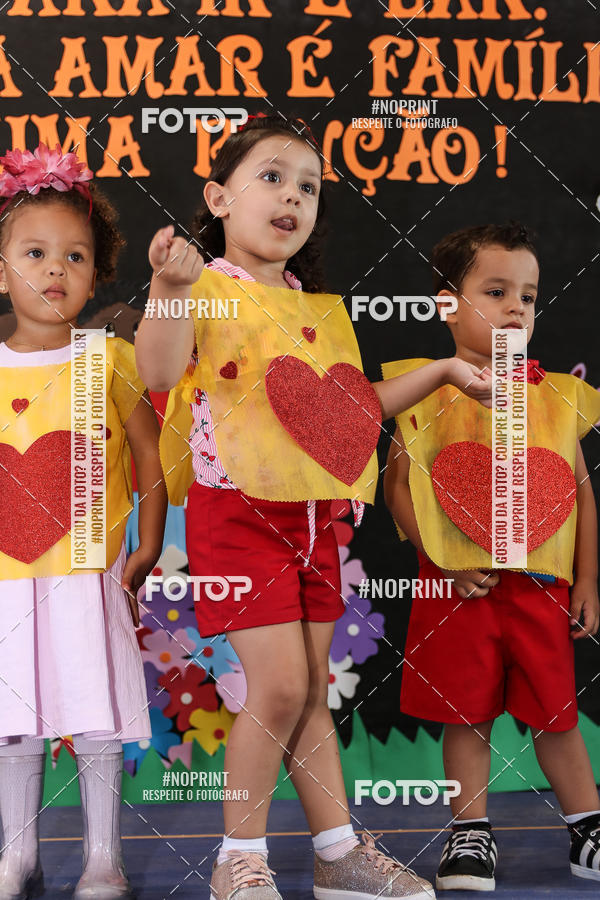 Buy your photos of the eventFesta da Famlia - Creche Azulo on Fotop