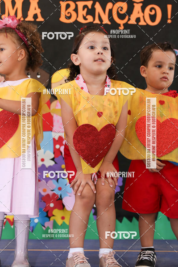 Buy your photos of the eventFesta da Famlia - Creche Azulo on Fotop