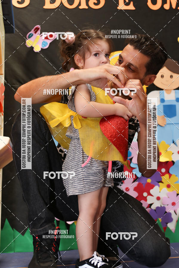Buy your photos of the eventFesta da Famlia - Creche Azulo on Fotop