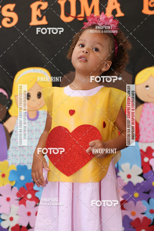 Buy your photos of the eventFesta da Famlia - Creche Azulo on Fotop