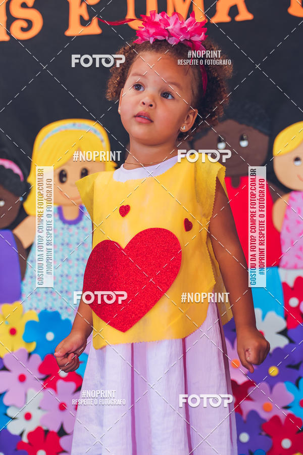 Buy your photos of the eventFesta da Famlia - Creche Azulo on Fotop