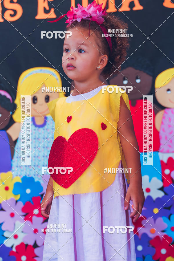 Buy your photos of the eventFesta da Famlia - Creche Azulo on Fotop