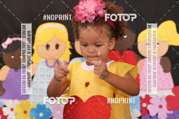 Buy your photos of the eventFesta da Famlia - Creche Azulo on Fotop