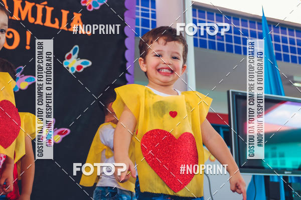 Buy your photos of the eventFesta da Famlia - Creche Azulo on Fotop