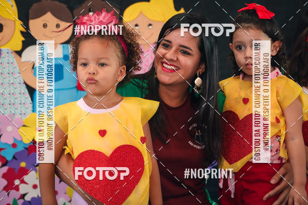 Buy your photos of the eventFesta da Famlia - Creche Azulo on Fotop