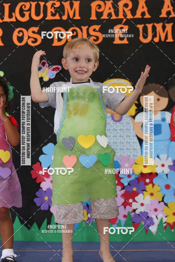 Buy your photos of the eventFesta da Famlia - Creche Azulo on Fotop