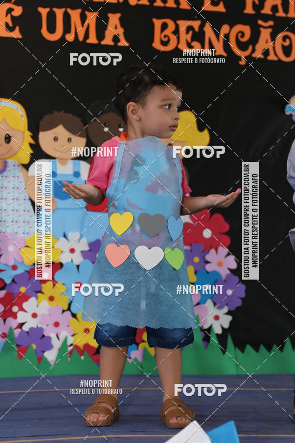Buy your photos of the eventFesta da Famlia - Creche Azulo on Fotop