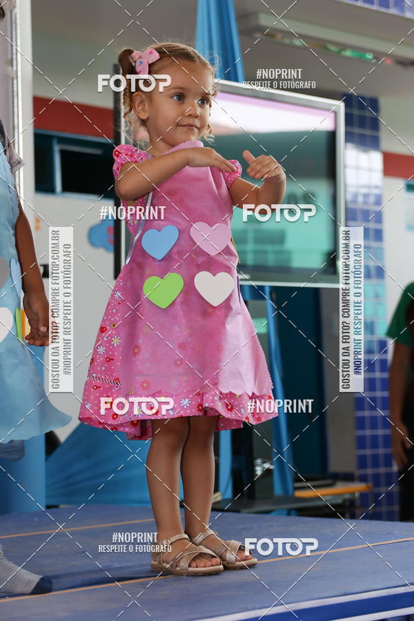 Buy your photos of the eventFesta da Famlia - Creche Azulo on Fotop