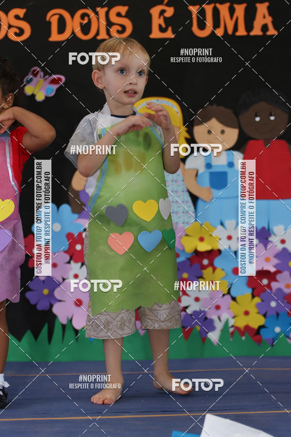 Buy your photos of the eventFesta da Famlia - Creche Azulo on Fotop