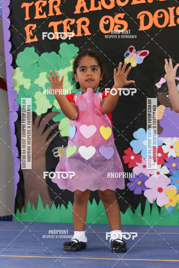 Buy your photos of the eventFesta da Famlia - Creche Azulo on Fotop