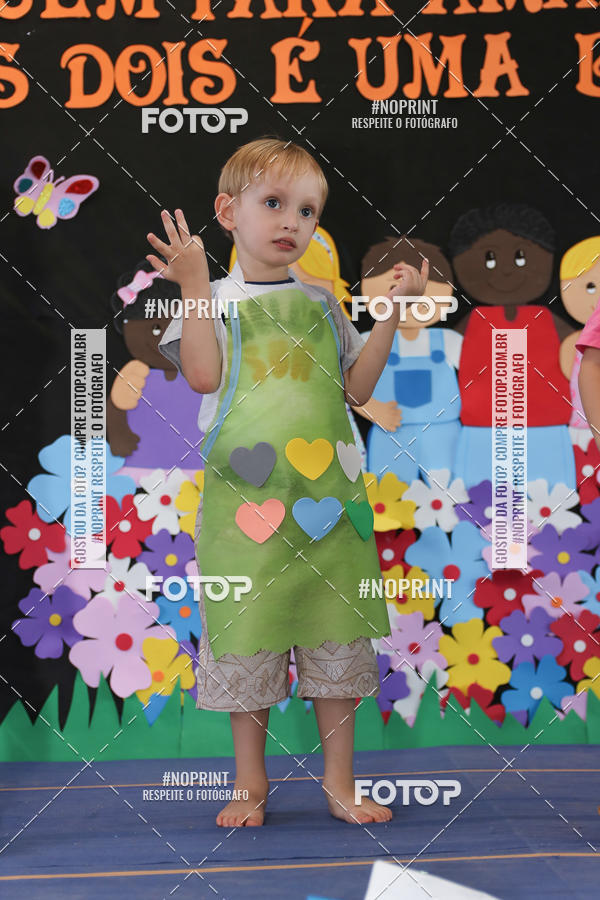 Buy your photos of the eventFesta da Famlia - Creche Azulo on Fotop