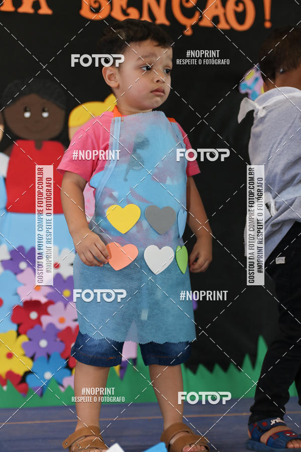 Buy your photos of the eventFesta da Famlia - Creche Azulo on Fotop