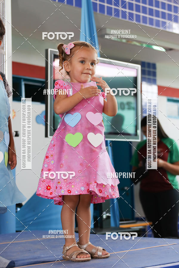 Buy your photos of the eventFesta da Famlia - Creche Azulo on Fotop