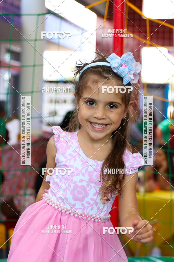 Buy your photos of the eventFesta da Famlia - Creche Azulo on Fotop