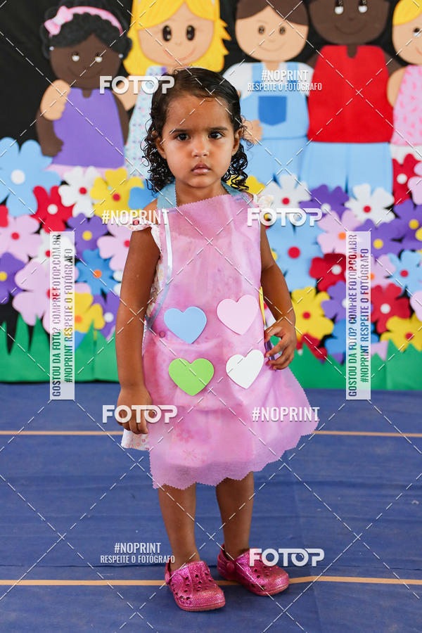 Buy your photos of the eventFesta da Famlia - Creche Azulo on Fotop