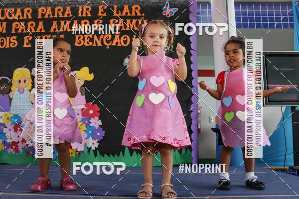 Buy your photos of the eventFesta da Famlia - Creche Azulo on Fotop