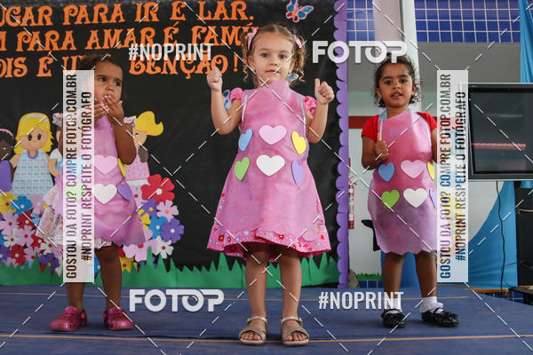 Buy your photos of the eventFesta da Famlia - Creche Azulo on Fotop